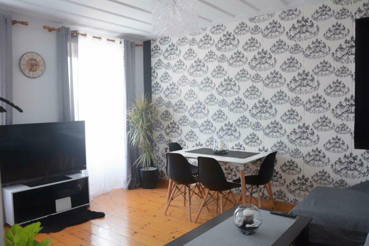 Laval Apartment Mantouki Экстерьер фото