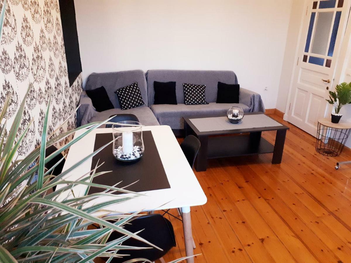 Laval Apartment Mantouki Экстерьер фото